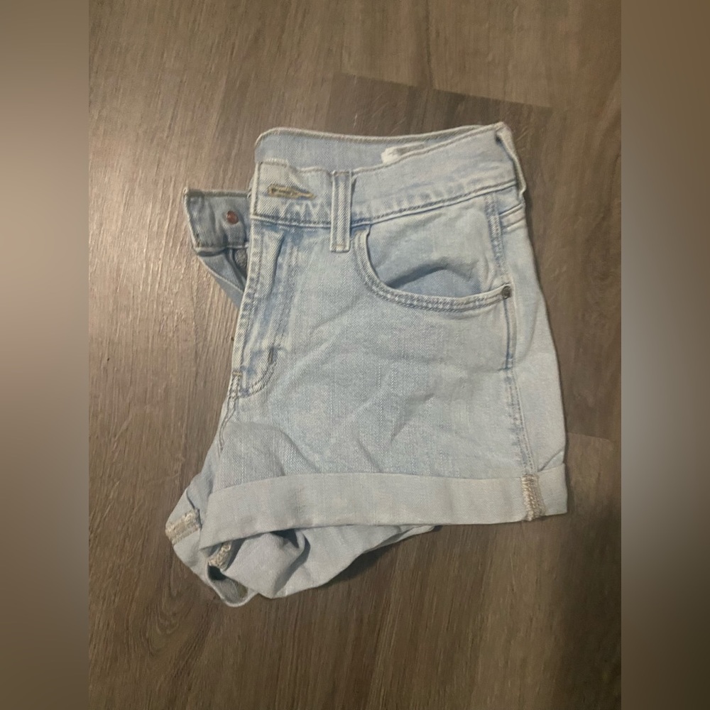 Old Navy boyfriend Size 2 shorts
